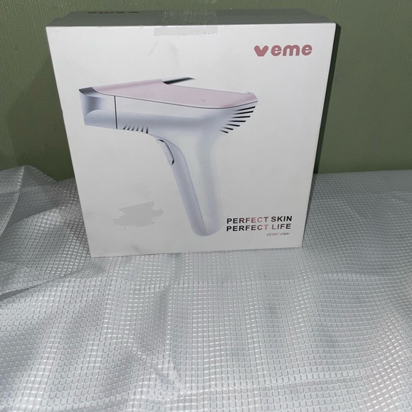 veme Accessories - Veme Smooth Skin Device - White and Pink